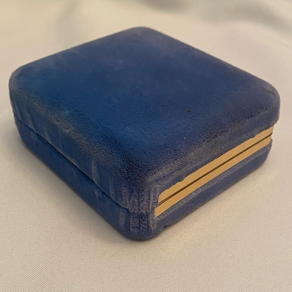 Vintage Black Wedgwood Jasperware 12K Gold Filled Greek Goddess Cameo Brooch - Picture 13 of 14